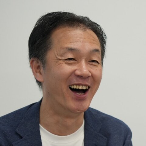 荒井 邦彦の顔写真