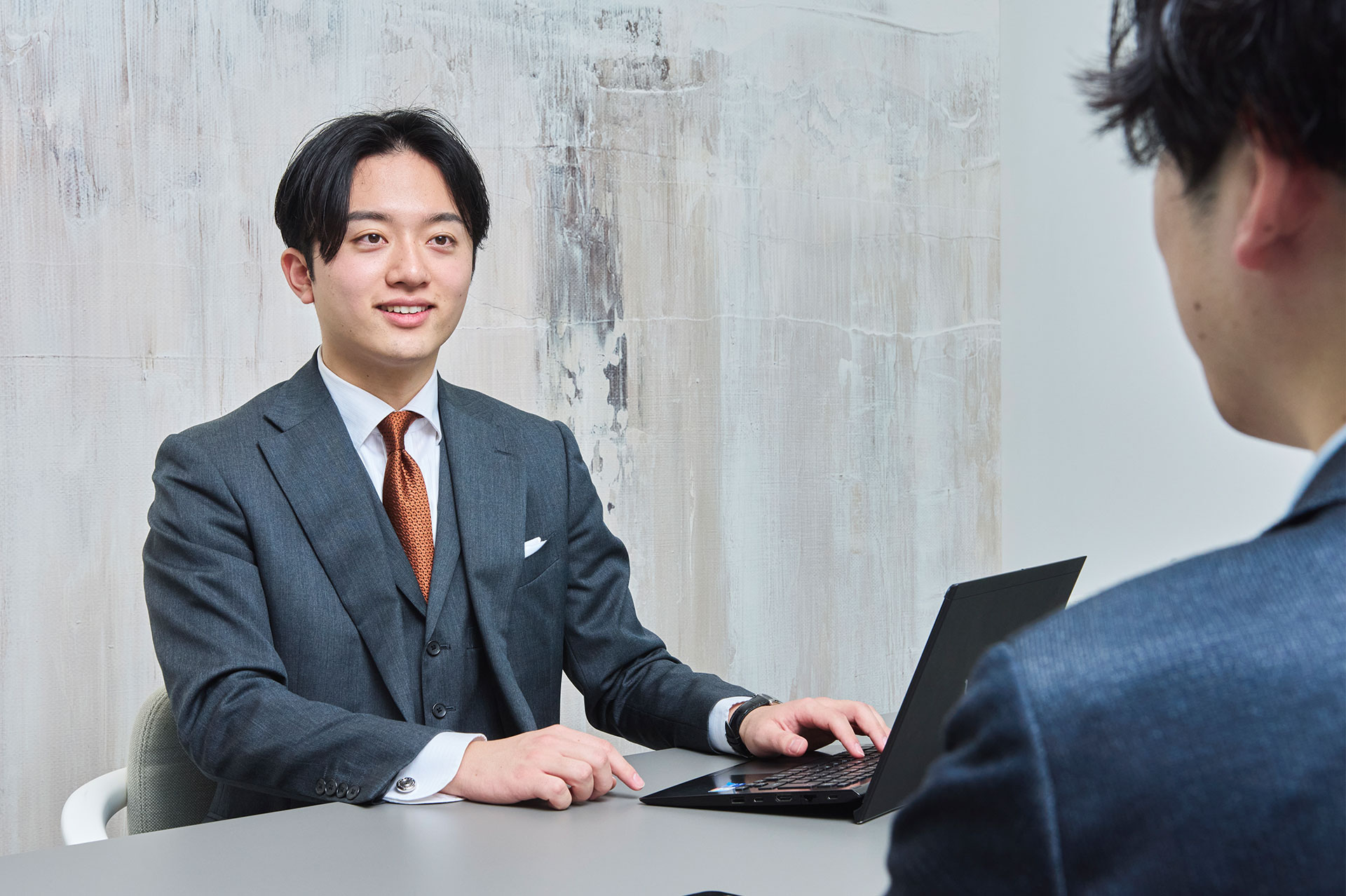 藤井大也の仕事風景