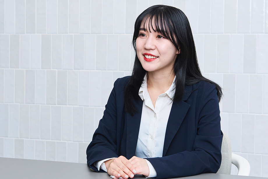 五十嵐日菜のインタビュー風景