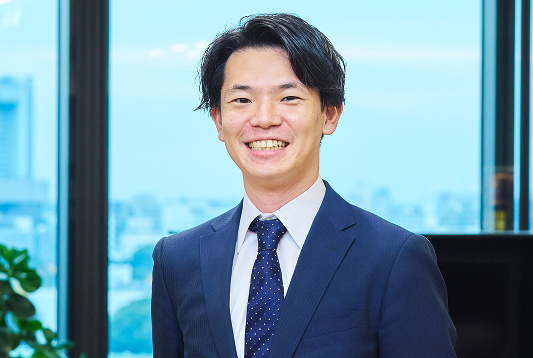 アドバイザー 秋吉 洋斗