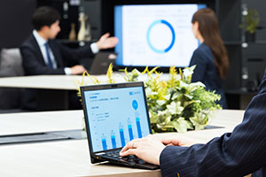 高度な専門知識とノウハウ、ネットワーク