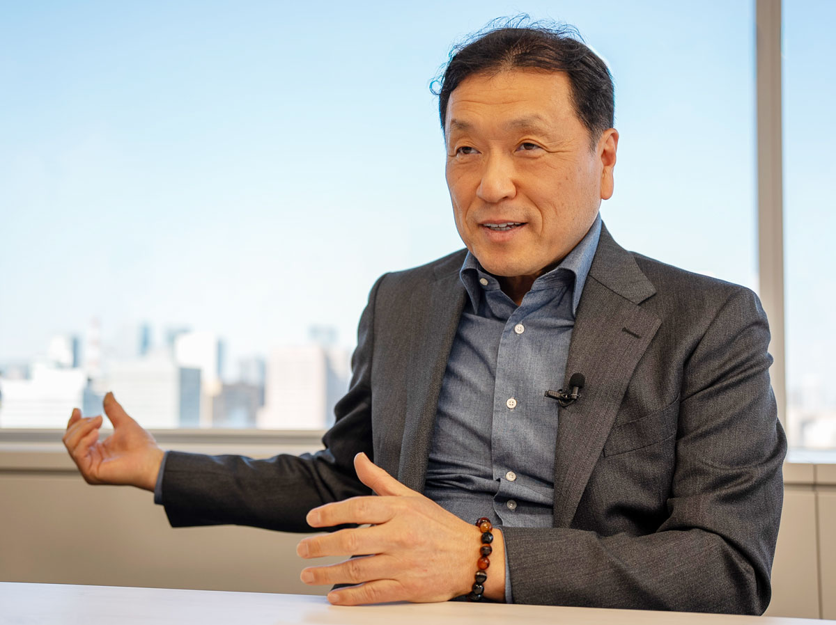 連続起業家としての足跡を語る西山統氏